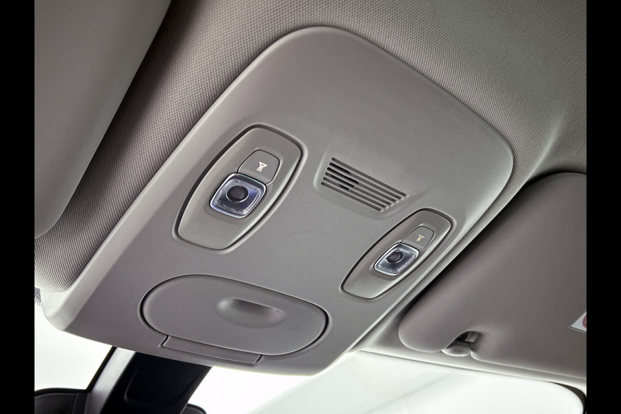 Renault Grand Scénic 1.3 TCe Bose 7p. (NL-auto, Navi, Trekhaak, Parkeersensoren, StoelV, Cruise Con, Etc)