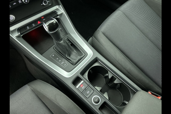 Audi Q3 40 TFSI quattro Advanced Pro S-Line (Dealer OnderH, Navi, StoelV, Parkeersensoren, Climate Con, Cruise Con, Etc) Audi Q3 40 TFSI quattro Advanced Pro S-Line (Dealer OnderH, Navi, StoelV, Parkeersensoren, Climate Con, Cruise Con, Etc)
