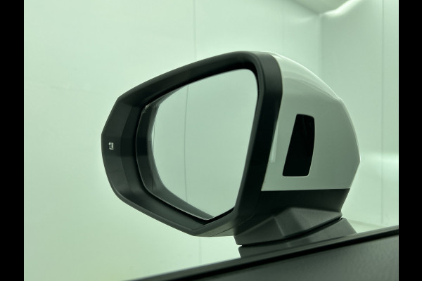 Audi Q3 40 TFSI quattro Advanced Pro S-Line (Dealer OnderH, Navi, StoelV, Parkeersensoren, Climate Con, Cruise Con, Etc) Audi Q3 40 TFSI quattro Advanced Pro S-Line (Dealer OnderH, Navi, StoelV, Parkeersensoren, Climate Con, Cruise Con, Etc)