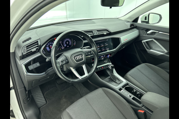 Audi Q3 40 TFSI quattro Advanced Pro S-Line (Dealer OnderH, Navi, StoelV, Parkeersensoren, Climate Con, Cruise Con, Etc) Audi Q3 40 TFSI quattro Advanced Pro S-Line (Dealer OnderH, Navi, StoelV, Parkeersensoren, Climate Con, Cruise Con, Etc)
