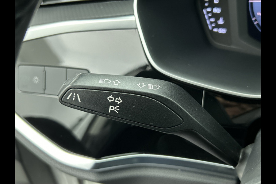 Audi Q3 40 TFSI quattro Advanced Pro S-Line (Dealer OnderH, Navi, StoelV, Parkeersensoren, Climate Con, Cruise Con, Etc) Audi Q3 40 TFSI quattro Advanced Pro S-Line (Dealer OnderH, Navi, StoelV, Parkeersensoren, Climate Con, Cruise Con, Etc)