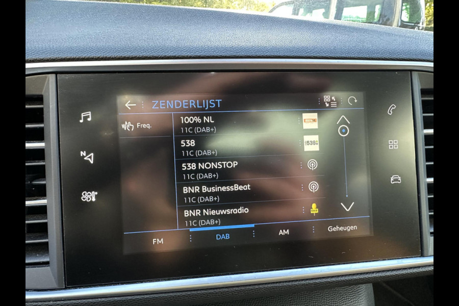 Peugeot 308 1.2 PureTech Aut8 GT-Line Black Optic Leder|CarPlay|LED|Massage|Panorama Peugeot 308 1.2 PureTech Aut8 GT-Line Black Optic Leder|CarPlay|LED|Massage|Panorama