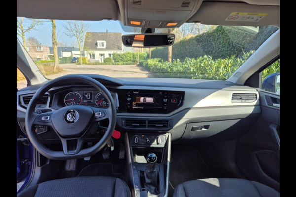Volkswagen Polo Dealeronderhouden CarPlay Navi Dodehoekwaarschuwing Apps Stoelverwarming Volkswagen Polo Dealeronderhouden CarPlay Navi Dodehoekwaarschuwing Apps Stoelverwarming