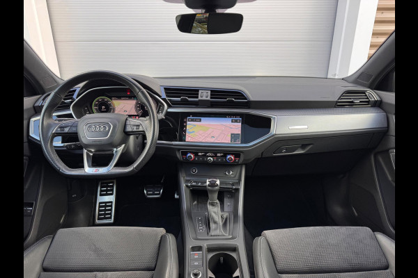 Audi Q3 Sportback 45 TFSI e S Edition Pano/Keyless/Matrix/Blindspot Audi Q3 Sportback 45 TFSI e S Edition Pano/Keyless/Matrix/Blindspot