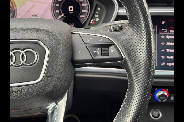 Audi Q3 Sportback 45 TFSI e S Edition Pano/Keyless/Matrix/Blindspot Audi Q3 Sportback 45 TFSI e S Edition Pano/Keyless/Matrix/Blindspot