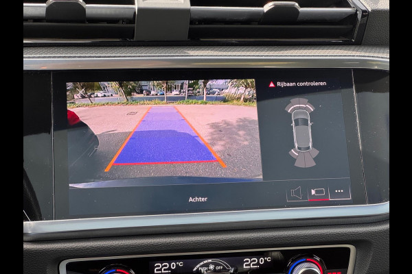 Audi Q3 Sportback 45 TFSI e S Edition Pano/Keyless/Matrix/Blindspot Audi Q3 Sportback 45 TFSI e S Edition Pano/Keyless/Matrix/Blindspot