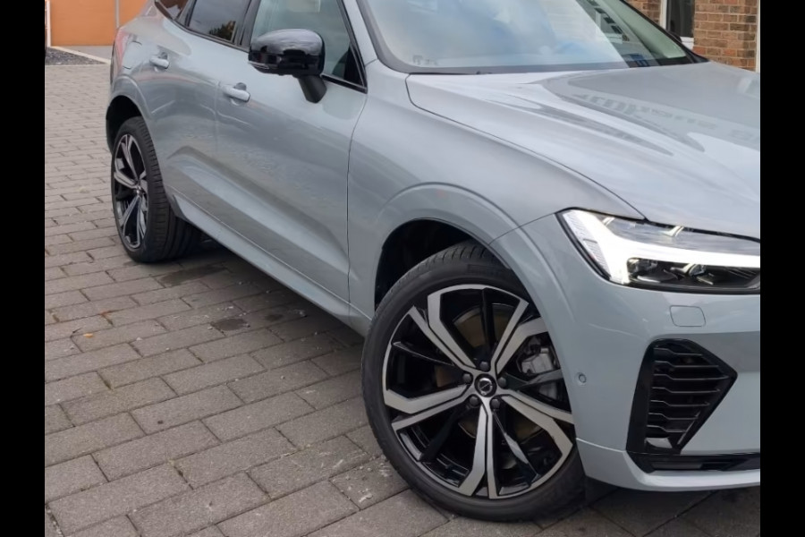 Volvo XC60 2.0 T8 Plug-in hybrid AWD Plus Dark (335kW/455PK) FULL OPTION ** 1e EIG - Ex VOLVO - € 25.000,= onder NP ** ** INFORMEER OOK NAAR ONZE AANTREKKELIJKE FINANCIAL-LEASE TARIEVEN **