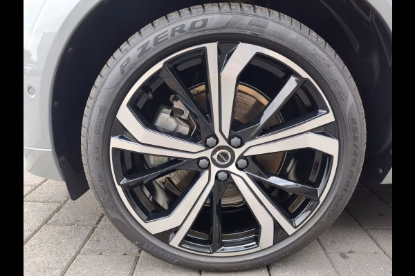 Volvo XC60 2.0 T8 Plug-in hybrid AWD Plus Dark (335kW/455PK) FULL OPTION ** 1e EIG - Ex VOLVO - € 25.000,= onder NP ** ** INFORMEER OOK NAAR ONZE AANTREKKELIJKE FINANCIAL-LEASE TARIEVEN **