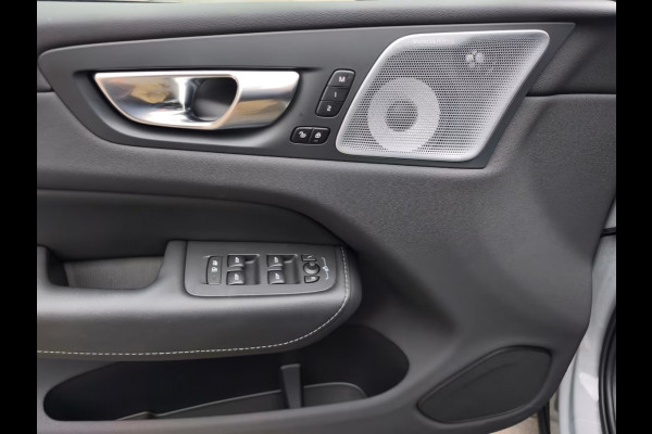 Volvo XC60 2.0 T8 Plug-in hybrid AWD Plus Dark (335kW/455PK) FULL OPTION ** 1e EIG - Ex VOLVO - € 25.000,= onder NP ** ** INFORMEER OOK NAAR ONZE AANTREKKELIJKE FINANCIAL-LEASE TARIEVEN **