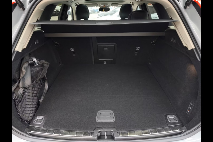 Volvo XC60 2.0 T8 Plug-in hybrid AWD Plus Dark (335kW/455PK) FULL OPTION ** 1e EIG - Ex VOLVO - € 25.000,= onder NP ** ** INFORMEER OOK NAAR ONZE AANTREKKELIJKE FINANCIAL-LEASE TARIEVEN **