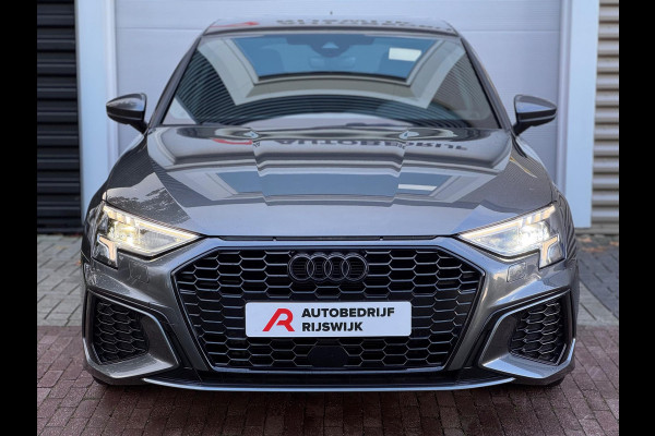 Audi A3 Sportback 35 TFSI S edition RS zetels/Keyless/Camera Audi A3 Sportback 35 TFSI S edition RS zetels/Keyless/Camera