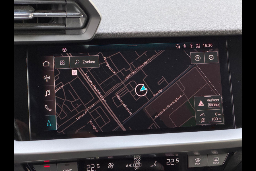 Audi A3 Sportback 35 TFSI S edition RS zetels/Keyless/Camera Audi A3 Sportback 35 TFSI S edition RS zetels/Keyless/Camera