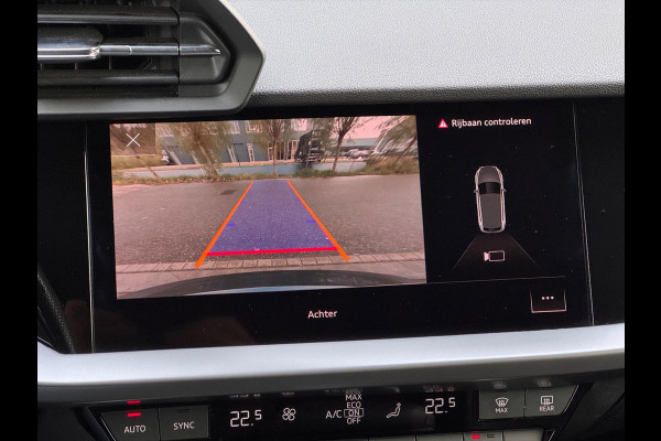 Audi A3 Sportback 35 TFSI S edition RS zetels/Keyless/Camera Audi A3 Sportback 35 TFSI S edition RS zetels/Keyless/Camera