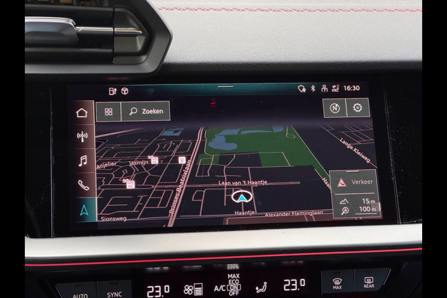 Audi A3 Sportback 45 TFSI e S3 Competition Pano/Keyless/Sfeer/RS zetels Audi A3 Sportback 45 TFSI e S3 Competition Pano/Keyless/Sfeer/RS zetels