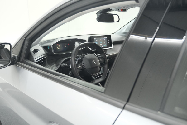 Peugeot 208 PureTech 100 EAT8 Allure Pack | Camera | Apple Carplay | Parkeersensoren | Stoelverwarming