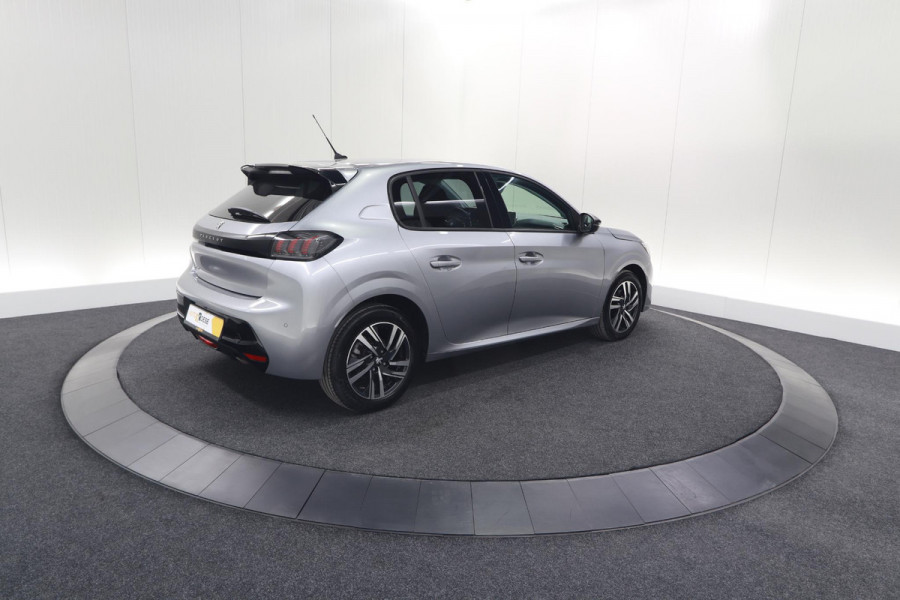 Peugeot 208 PureTech 100 EAT8 Allure Pack | Camera | Apple Carplay | Parkeersensoren | Stoelverwarming