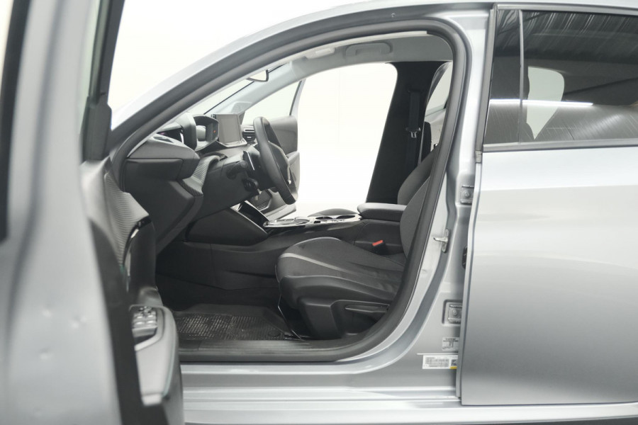 Peugeot 208 PureTech 100 EAT8 Allure Pack | Camera | Apple Carplay | Parkeersensoren | Stoelverwarming