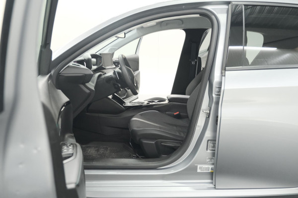 Peugeot 208 PureTech 100 EAT8 Allure Pack | Camera | Apple Carplay | Parkeersensoren | Stoelverwarming