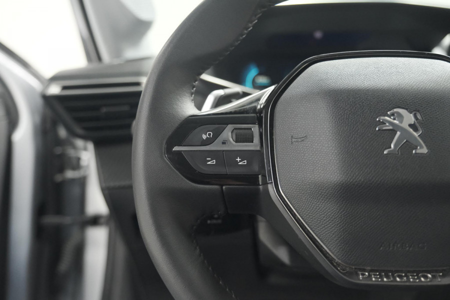 Peugeot 208 PureTech 100 EAT8 Allure Pack | Camera | Apple Carplay | Parkeersensoren | Stoelverwarming