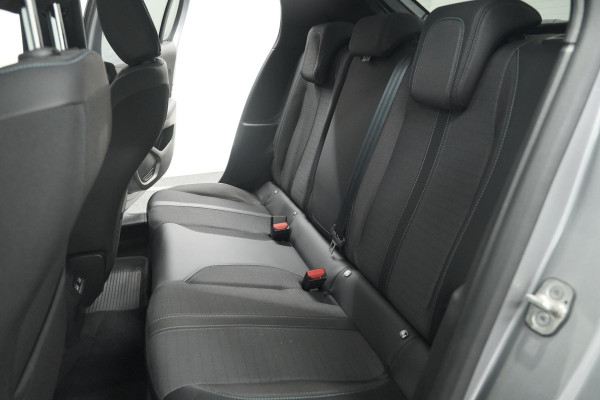 Peugeot 208 PureTech 100 EAT8 Allure Pack | Camera | Apple Carplay | Parkeersensoren | Stoelverwarming