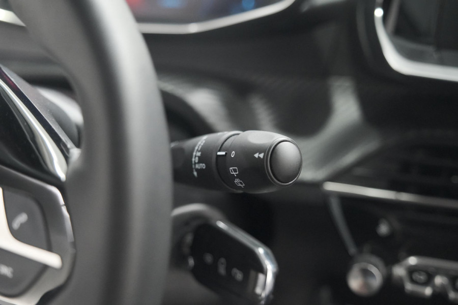 Peugeot 208 PureTech 100 EAT8 Allure Pack | Camera | Apple Carplay | Parkeersensoren | Stoelverwarming