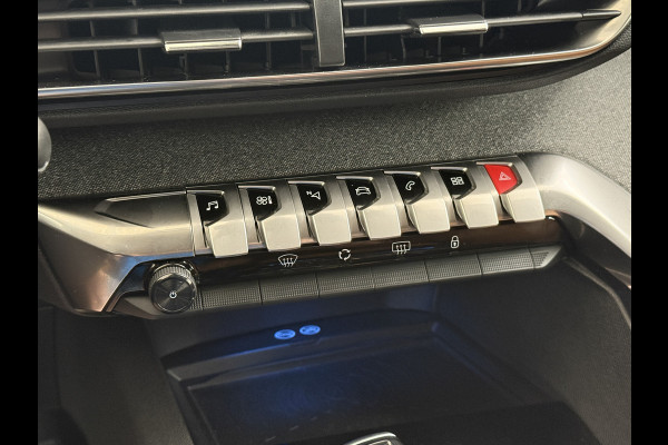 Peugeot 3008 T131PK Automaat Leder Apple Carplay Android Auto 360°Camera Navi Ecc Cruise Control Pdc DAB+ Elek. Achterklep Keyless Wifi Led Lmv 19" Privacy Glas Bluetooth Connected Apps 1e Eigenaar Origineel Nederlandse Auto Peugeot 3008 T131PK Automaat Leder Apple Carplay Android Auto 360°Camera Navi Ecc Cruise Control Pdc DAB+ Elek. Achterklep Keyless Wifi Led Lmv 19" Privacy Glas Bluetooth Connected Apps 1e Eigenaar Origineel Nederlandse Auto