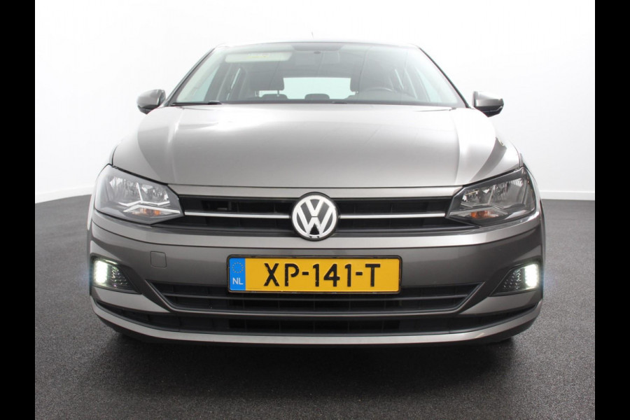 Volkswagen Polo 1.0 TSI 95pk Comfortline | Navigatie | Apple Carplay / Android Auto | Bluetooth | Cruise control | Lichtmetalen Velgen