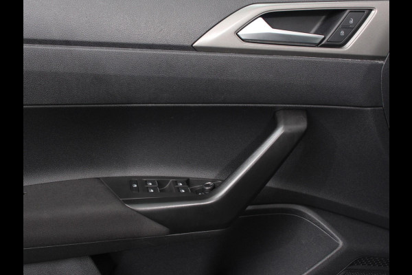 Volkswagen Polo 1.0 TSI 95pk Comfortline | Navigatie | Apple Carplay / Android Auto | Bluetooth | Cruise control | Lichtmetalen Velgen