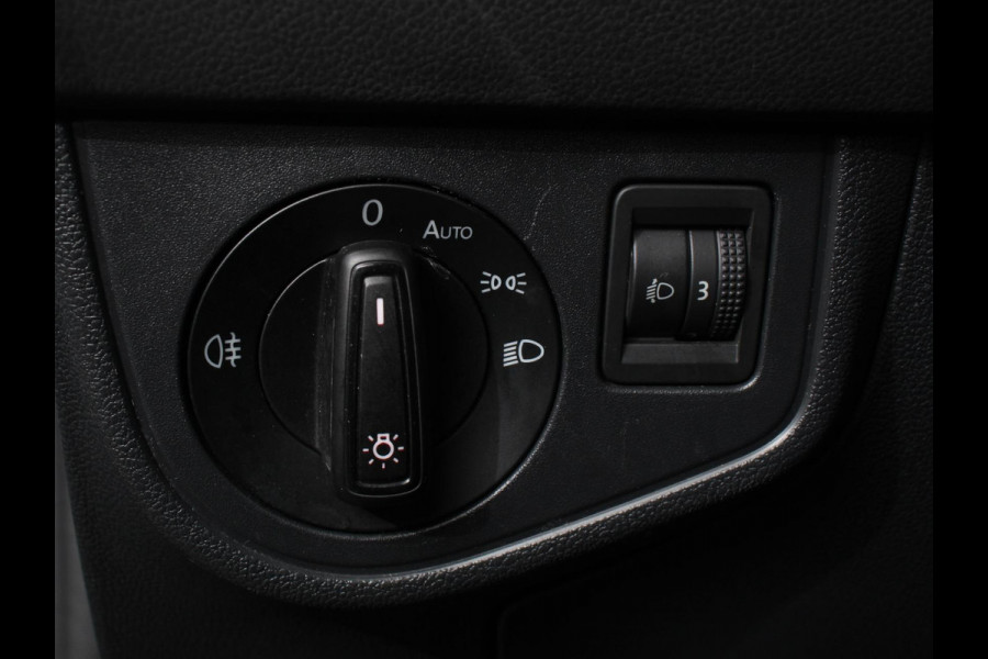 Volkswagen Polo 1.0 TSI 95pk Comfortline | Navigatie | Apple Carplay / Android Auto | Bluetooth | Cruise control | Lichtmetalen Velgen