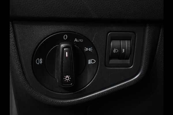 Volkswagen Polo 1.0 TSI 95pk Comfortline | Navigatie | Apple Carplay / Android Auto | Bluetooth | Cruise control | Lichtmetalen Velgen