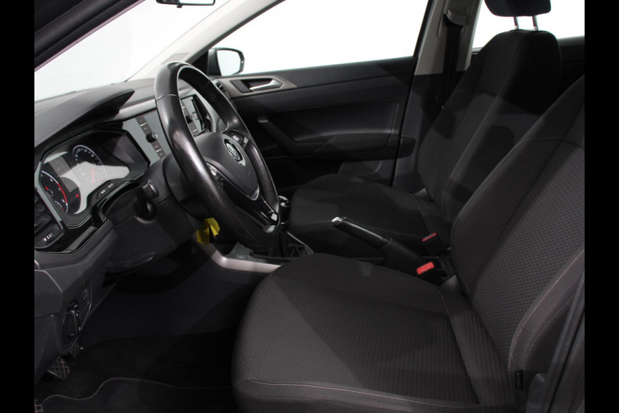 Volkswagen Polo 1.0 TSI 95pk Comfortline | Navigatie | Apple Carplay / Android Auto | Bluetooth | Cruise control | Lichtmetalen Velgen