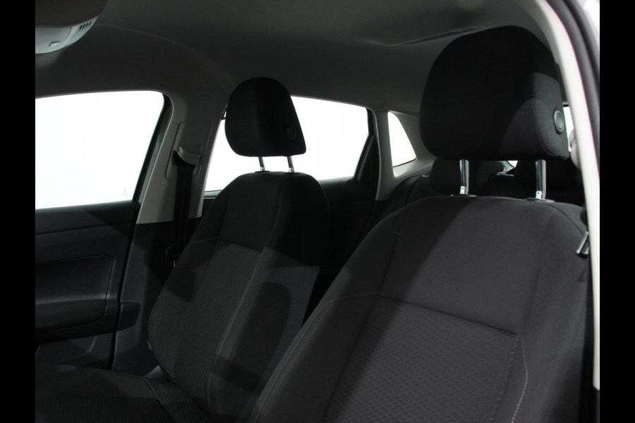 Volkswagen Polo 1.0 TSI 95pk Comfortline | Navigatie | Apple Carplay / Android Auto | Bluetooth | Cruise control | Lichtmetalen Velgen