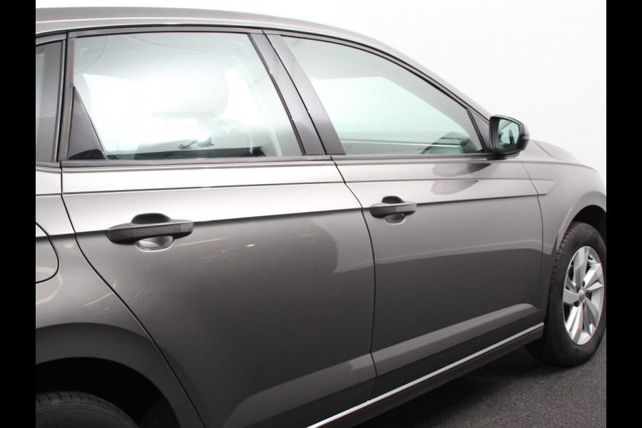 Volkswagen Polo 1.0 TSI 95pk Comfortline | Navigatie | Apple Carplay / Android Auto | Bluetooth | Cruise control | Lichtmetalen Velgen