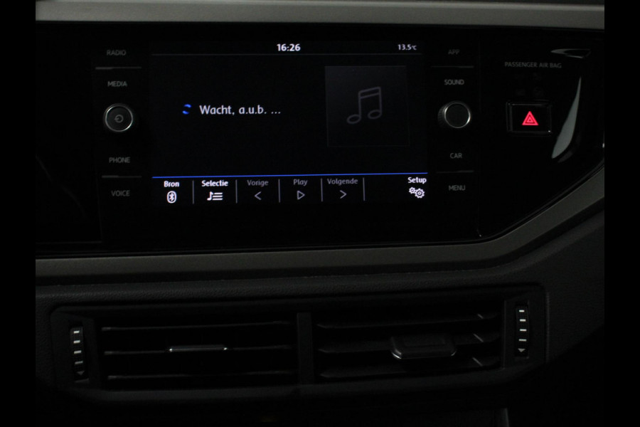 Volkswagen Polo 1.0 TSI 95pk Comfortline | Navigatie | Apple Carplay / Android Auto | Bluetooth | Cruise control | Lichtmetalen Velgen