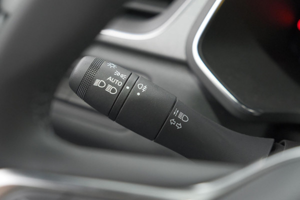 Renault Captur TCe 90 Techno | Camera | Navigatie | Apple Carplay | Pack Full Screen | 18 Inch Lichtmetalen Velgen