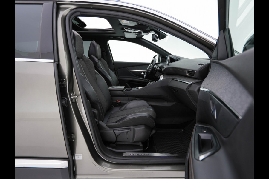 Peugeot 5008 1.6 e-THP GT-Line [ 7-Pers. ] Aut. *PANO | LEATHER-FABRIC | FULL-LED | DIGI-COCKPIT | LANE-ASSIST | BLINDS-SPOT | SPORT-SEATS | CAMERA | NAVI-FULLMAP | SHIFT-PADDLES | PRIVACY-GLASS | TOWBAR | 18''ALU*