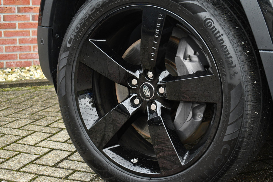 Land Rover Defender 110 3.0 P400 HSE 7-pers Pano Trekh ACC 22inch HUD Standkachel