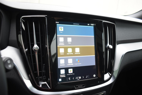 Volvo V60 T6 350PK Automaat Plug-in hybrid AWD Plus Dark / Panoramadak / Harman Kardon / 360 camera / Climate pack / Intellisafe / Trekhaak Volvo V60 T6 350PK Automaat Plug-in hybrid AWD Plus Dark / Panoramadak / Harman Kardon / 360 camera / Climate pack / Intellisafe / Trekhaak