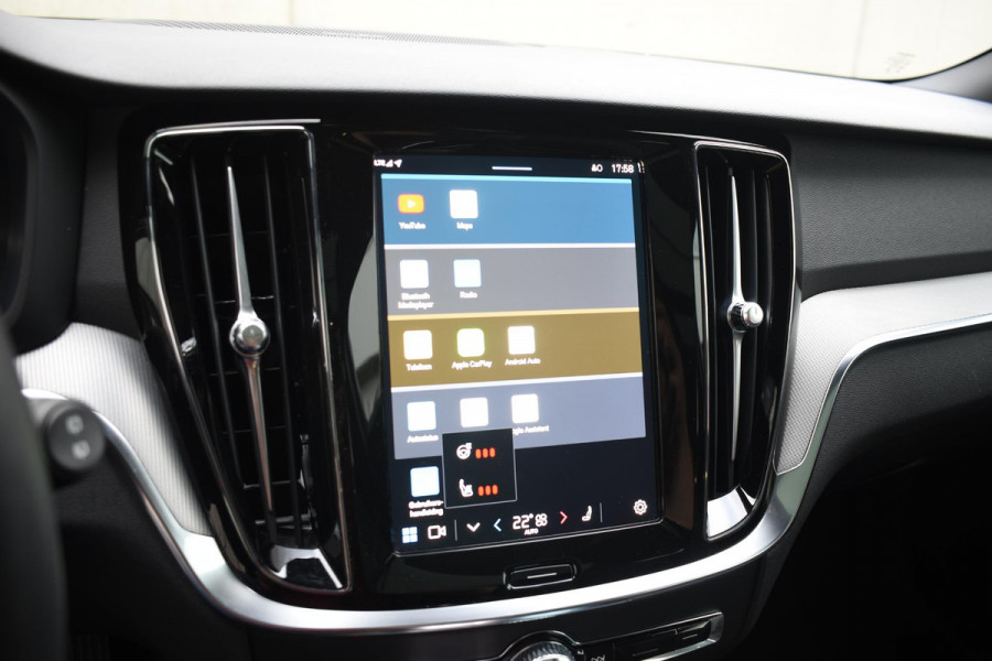 Volvo V60 T6 350PK Automaat Plug-in hybrid AWD Plus Dark / Panoramadak / Harman Kardon / 360 camera / Climate pack / Intellisafe / Trekhaak Volvo V60 T6 350PK Automaat Plug-in hybrid AWD Plus Dark / Panoramadak / Harman Kardon / 360 camera / Climate pack / Intellisafe / Trekhaak