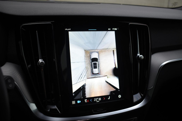 Volvo V60 T6 350PK Automaat Plug-in hybrid AWD Plus Dark / Panoramadak / Harman Kardon / 360 camera / Climate pack / Intellisafe / Trekhaak Volvo V60 T6 350PK Automaat Plug-in hybrid AWD Plus Dark / Panoramadak / Harman Kardon / 360 camera / Climate pack / Intellisafe / Trekhaak