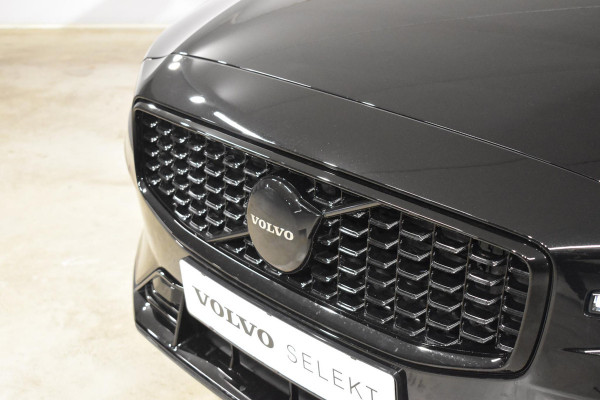 Volvo V60 T6 350PK Automaat Plug-in hybrid AWD Plus Dark Volvo V60 T6 350PK Automaat Plug-in hybrid AWD Plus Dark