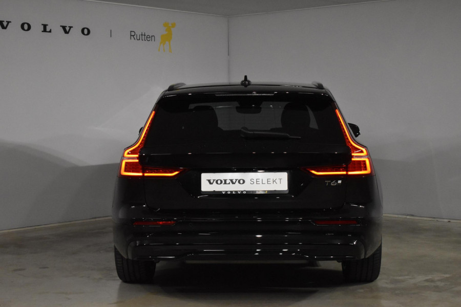 Volvo V60 T6 350PK Automaat Plug-in hybrid AWD Plus Dark Volvo V60 T6 350PK Automaat Plug-in hybrid AWD Plus Dark