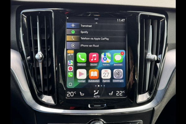 Volvo V60 2.0 D4 Momentum Adaptive cruise Climate control Parkeercamera met sensoren Apple / Android Stoelverwarming Harman Kardon Volvo V60 2.0 D4 Momentum Adaptive cruise Climate control Parkeercamera met sensoren Apple / Android Stoelverwarming Harman Kardon