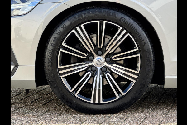 Volvo V60 2.0 D4 Momentum Adaptive cruise Climate control Parkeercamera met sensoren Apple / Android Stoelverwarming Harman Kardon Volvo V60 2.0 D4 Momentum Adaptive cruise Climate control Parkeercamera met sensoren Apple / Android Stoelverwarming Harman Kardon