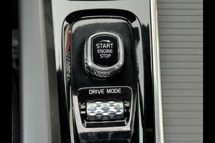 Volvo V60 2.0 D4 Momentum Adaptive cruise Climate control Parkeercamera met sensoren Apple / Android Stoelverwarming Harman Kardon Volvo V60 2.0 D4 Momentum Adaptive cruise Climate control Parkeercamera met sensoren Apple / Android Stoelverwarming Harman Kardon