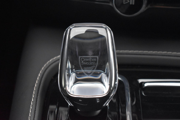 Volvo V60 T6 350PK Automaat Plug-in hybrid AWD Plus Dark