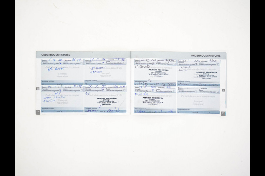 Peugeot 5008 1.6 e-THP GT-Line [ 7-Pers. ] Aut. *PANO | LEATHER-FABRIC | FULL-LED | DIGI-COCKPIT | LANE-ASSIST | BLINDS-SPOT | SPORT-SEATS | CAMERA | NAVI-FULLMAP | SHIFT-PADDLES | PRIVACY-GLASS | TOWBAR | 18''ALU*