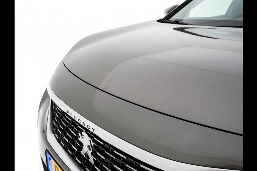Peugeot 5008 1.6 e-THP GT-Line [ 7-Pers. ] Aut. *PANO | LEATHER-FABRIC | FULL-LED | DIGI-COCKPIT | LANE-ASSIST | BLINDS-SPOT | SPORT-SEATS | CAMERA | NAVI-FULLMAP | SHIFT-PADDLES | PRIVACY-GLASS | TOWBAR | 18''ALU*
