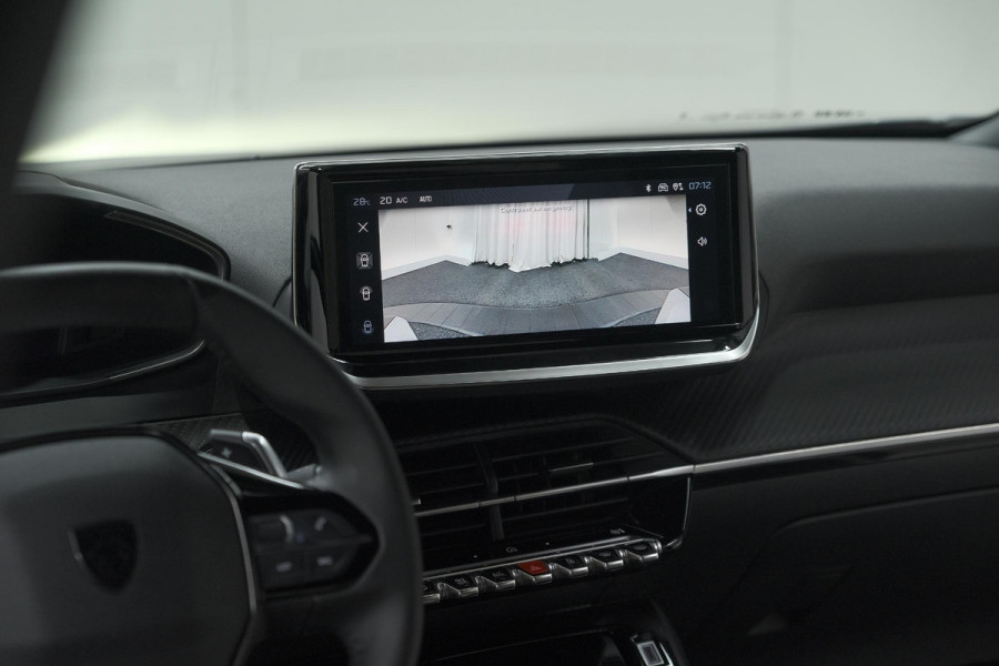 Peugeot 2008 Hybrid 136 e-DCS6 Allure | 360 Camera | Adaptieve Cruise Control | Dodehoekdetectie | Navigatie
