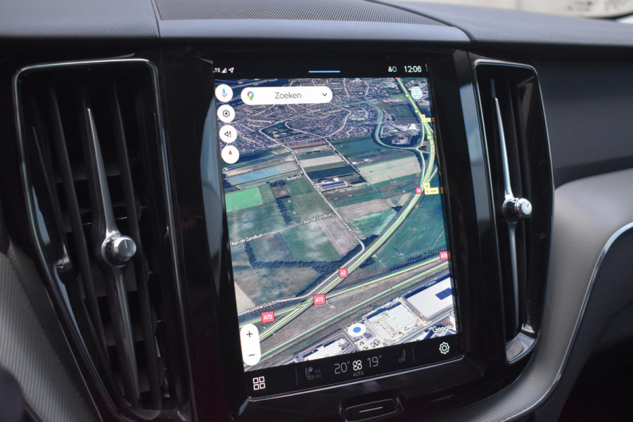 Volvo XC60 T6 350PK Automaat Plug-in Hybrid AWD Plus Dark Volvo XC60 T6 350PK Automaat Plug-in Hybrid AWD Plus Dark